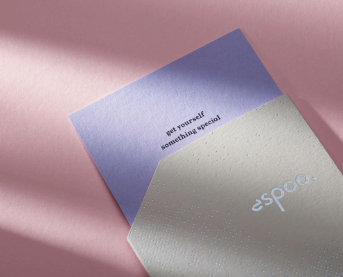 Giftcard Espoo met pochette en sticker in foliedruk
